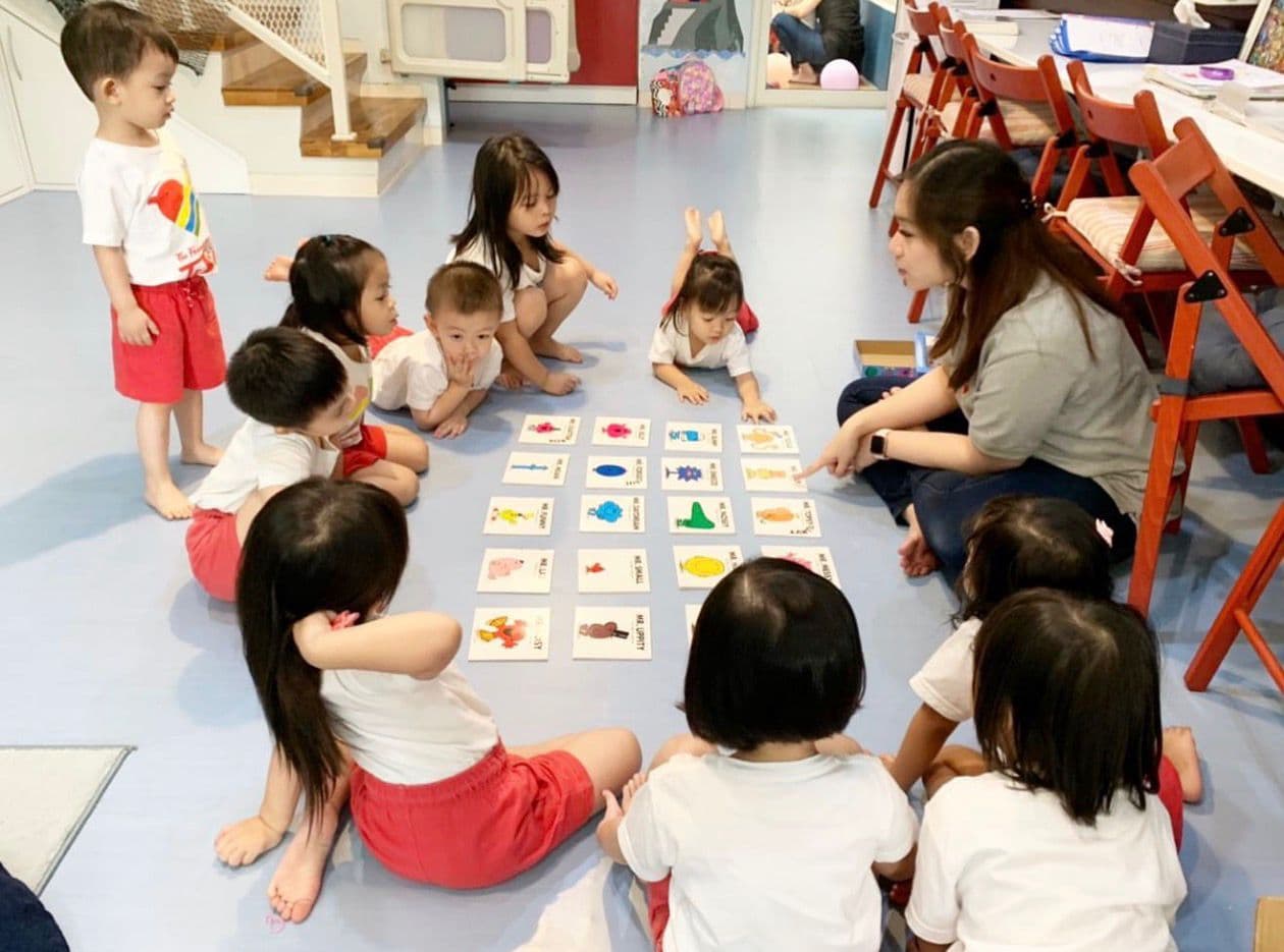 Learning words with flashcards